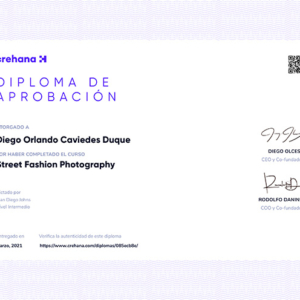 street fashion photography 2632589 Certificado Crehana 1
